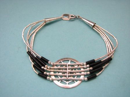 Liquid Silver Dreamcatcher Onyx Bead Bracelet LQ  