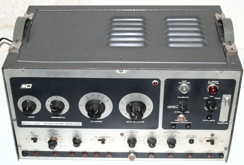 BK TELEVISION ANALYST MODEL 1076  