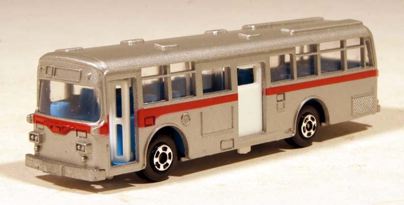 DL Japanese 1/100 Lot of (8) Hino Buses  