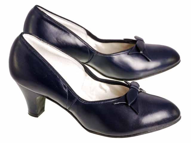 Vintage Navy Blu Leather Pumps Shoes NIB 1950s Size 7C  