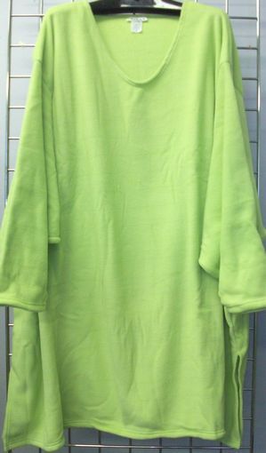 SOFT POLAR FLEECE V NECK TOP = LIGHT GREEN  