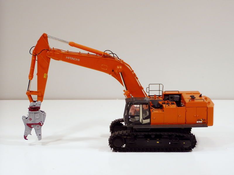 Hitachi Zaxis 870LCH Excavator w/ Processor 1/50   WSI  