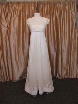 CAROLINA HERRERA WEDDING DRESS # 32710  