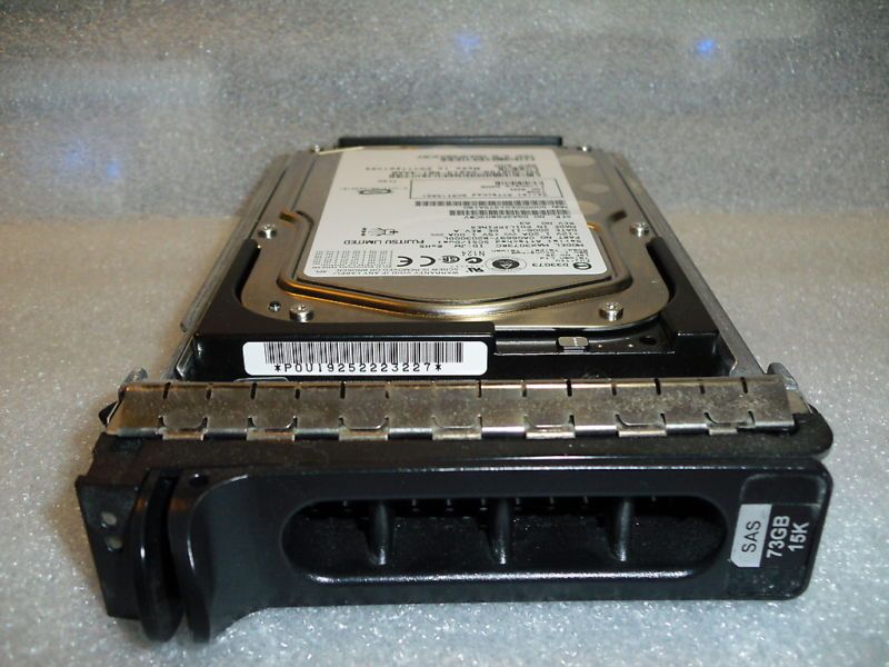 73GB 15K DELL POWEREDGE 1950 2950 SAS HDD FUJITSU H8799  