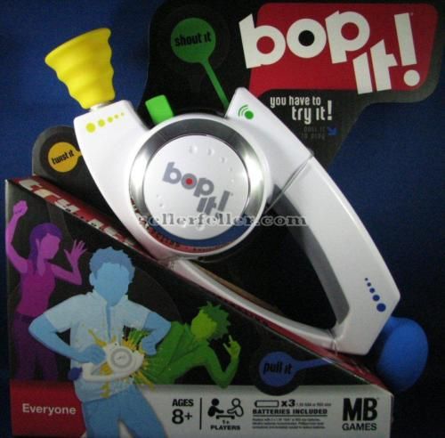 BOP IT    Bop Twist Pull Shout Game    NEW 2009 Edition  