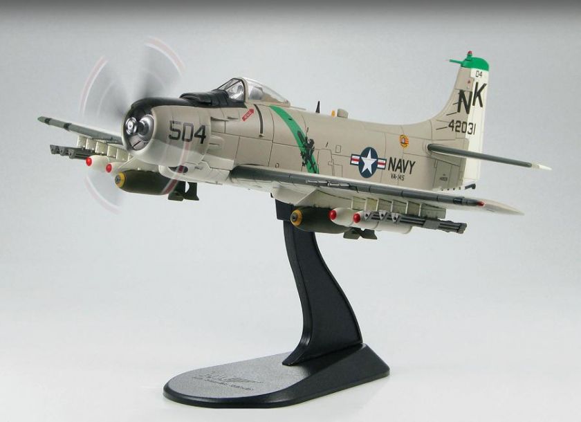 Hobby Master A 1 Skyraider, US Navy Swordsmen, HA2906  