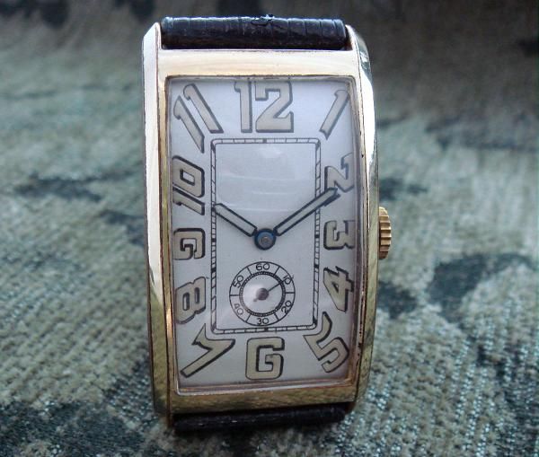   Oversized EARLY Wire Lug Watch Exaggerated Numerals SERVICED  