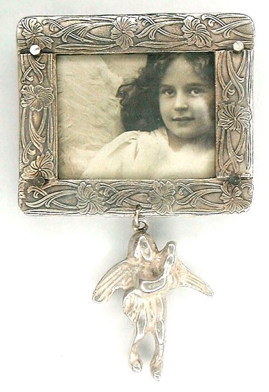 FRAME PIN BROOCH STERLING SILVER ANGEL VICTORIAN SIGND  