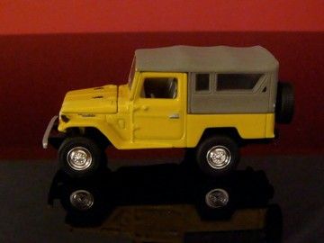 80 Toyota FJ40 Land Cruiser 4X4 1/64 Scale Limited Edit  