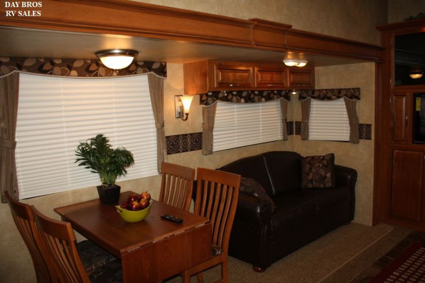 2012 HOLIDAY RAMBLER ALUMI LITE HERITAGE SERIES 30 RV 2012 HOLIDAY 