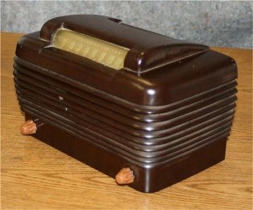 RARE VINTAGE STROMBERG CARLSON BAKELITE RADIO   