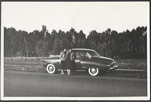 Vintag Car Photo 1947 Studebaker Starlight Coupe 499262  