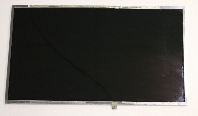   PRESARIO CQ61/CQ62 LAPTOP  15.6 LCD SCREEN  BROKEN/CRACKED  LP156WH2