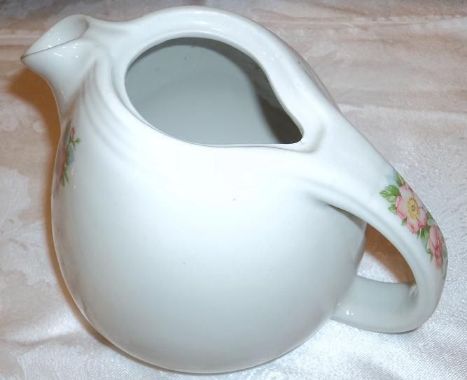 HALLS   Rose White  Sani Grid  TEA POT  