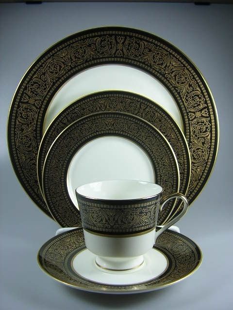 Mikasa Mount Holyoke A1114 5 Piece Place Setting(s) NEW  