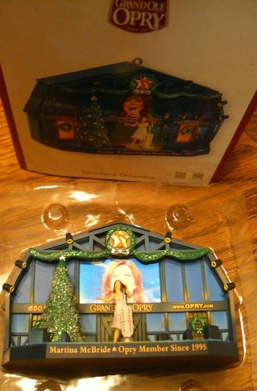 CARLTON ORNAMENT MARTINA MCBRIDE GRAND OLE OPRY  