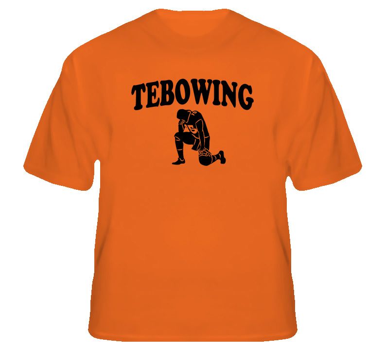 Tim Tebow Tebowing Praying Football T Shirt  