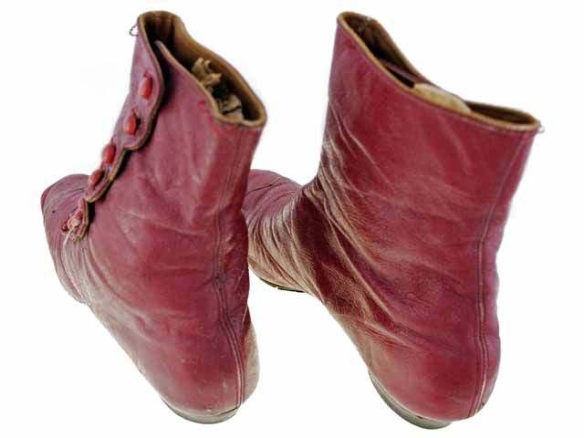 CONDITION leather is very good, supple; soles are worn but not 