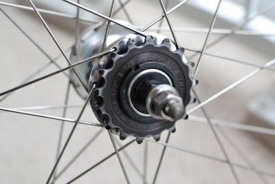 Dura Ace 7600 track wheel set w NJS lock ring EAI cog clinchers w 