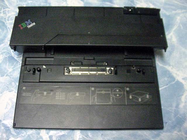 IBM ThinkPad DOCKING STATION R50 R40 74P6734 40Y8142  