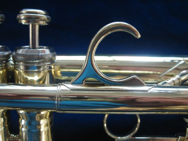   EARLY H.N.WHITE KING SUPER TWENTY (CLEVELAND) Bb TRUMPET c.1947