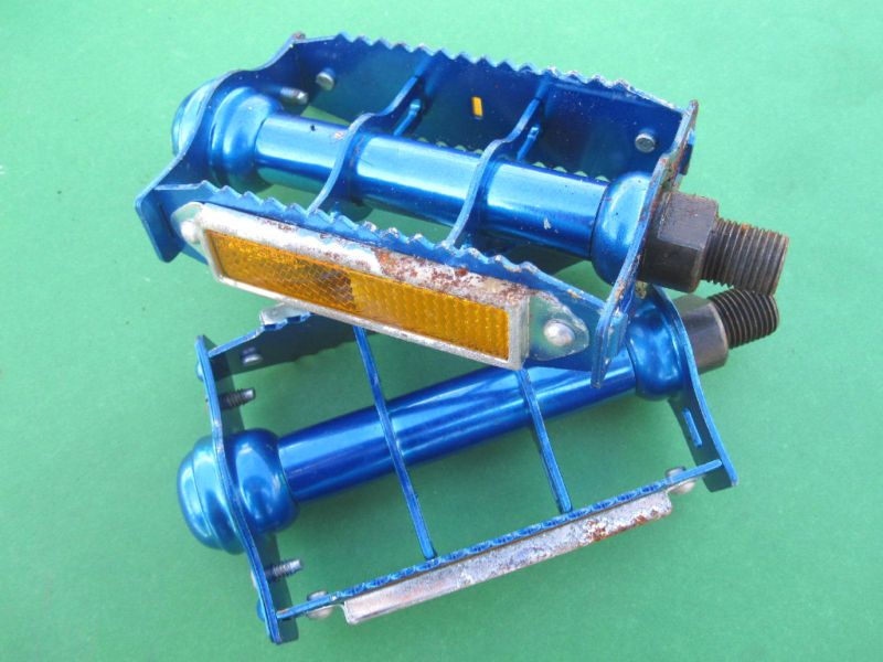 Blue WELLGO PEDAL Old School BMX OnePiece Crank RatTrap  