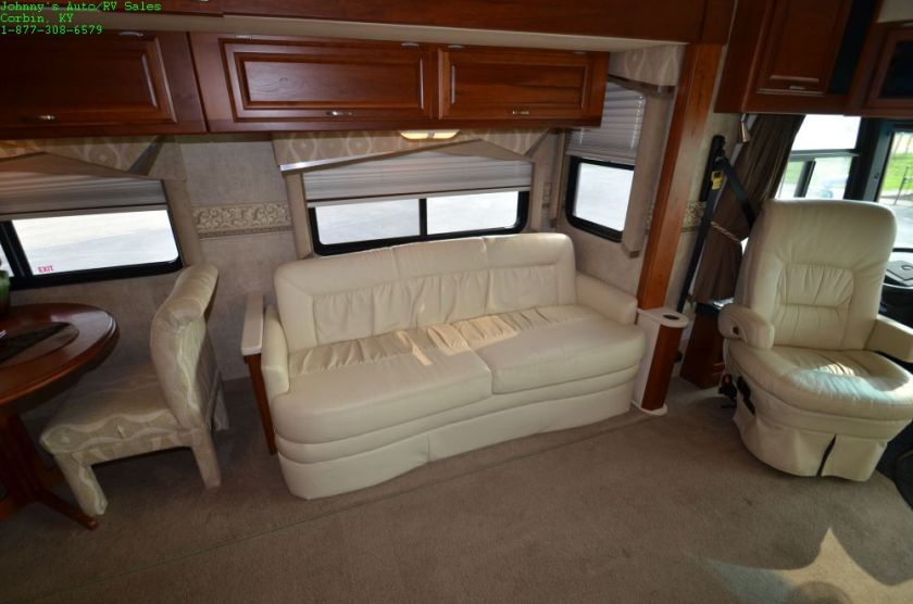 2006 FLEETWOOD REVOLUTION LE 40E CLASS A DIESEL MOTORHOME 2006 