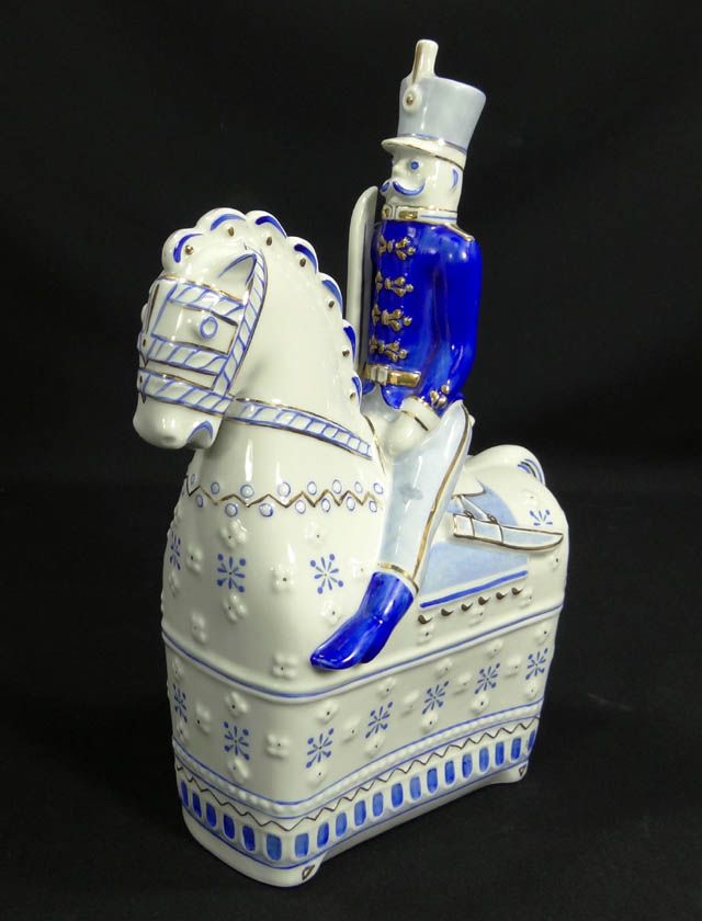 OLD HUNGARIAN HOLLOHAZA PORCELAIN HUSSAR SOLDIER HORSE FIGURE FIGURINE 