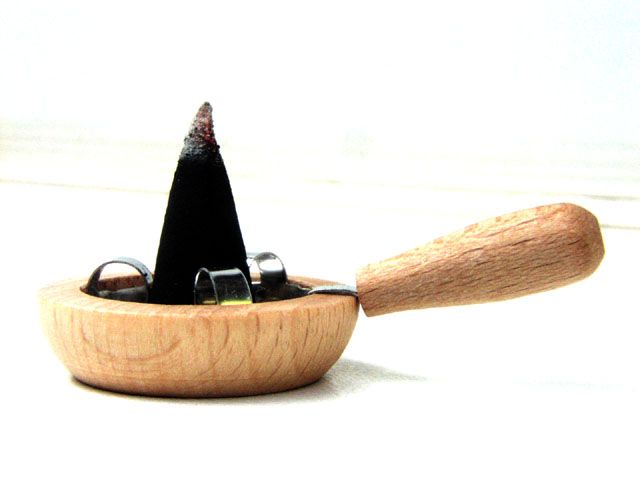 Wooden candle holder for the Scent of Steam in the Bush  