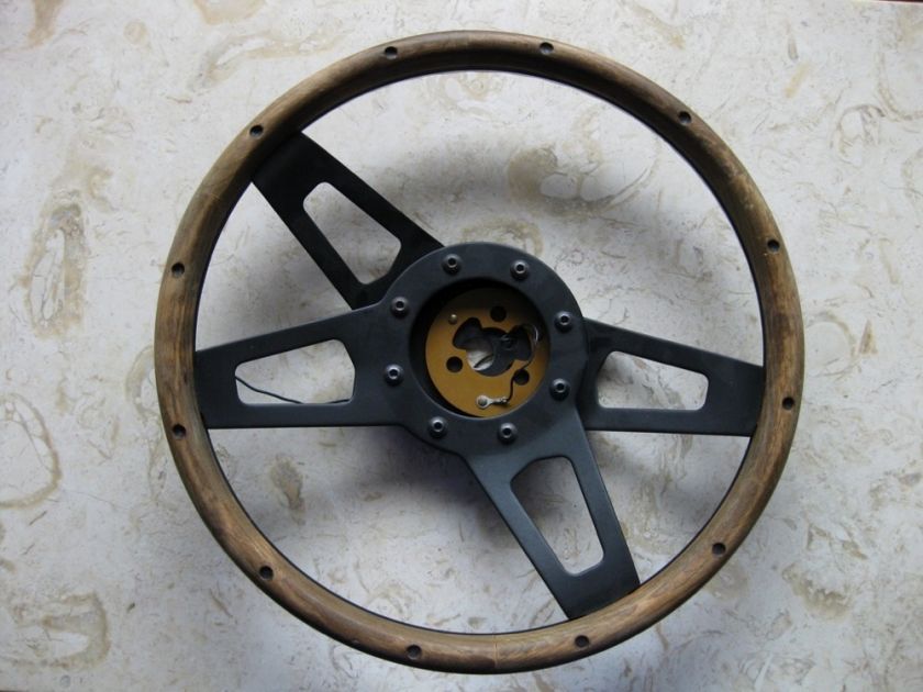 Grant Challenger 405 Wooden Steering Wheel 13  