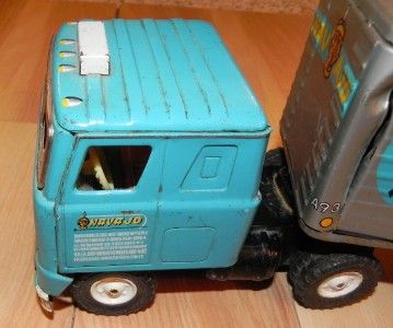   International Navajo Semi Tractor Truck & Trailer Old Metal Toy 2015